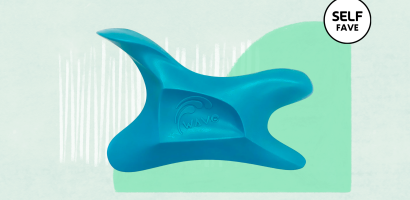 the-wave-tool-review:-this-low-tech-massager-relieves-stubborn-knots