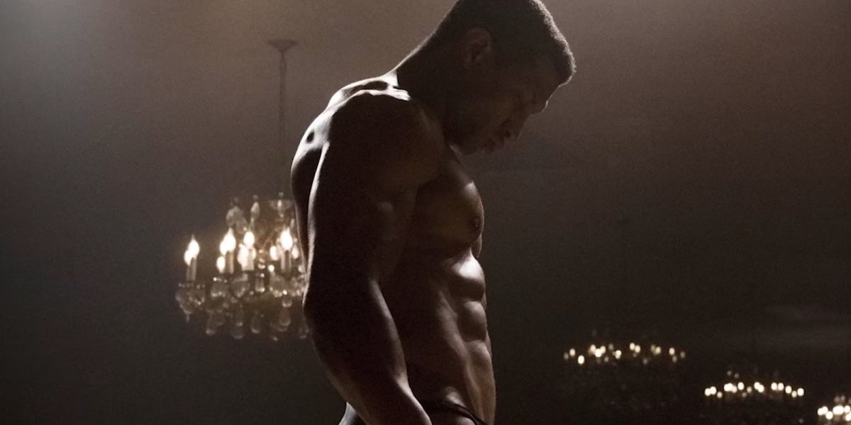 actor-jonathan-majors-ate-6,100-calories-a-day-to-become-a-bodybuilder-in-“magazine-dreams”