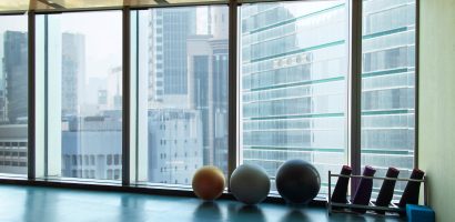 how-to-work-out-at-work-without-messing-up-your-entire-day