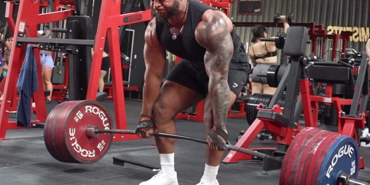 jamal-browner-pulls-410-kilograms-(903.8-pounds)-for-4-reps-while-preparing-for-world-deadlift-championships