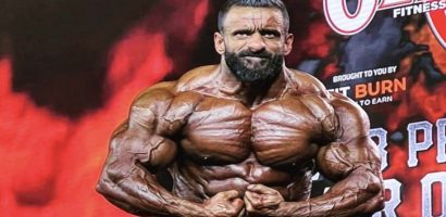 milos-sarcev-thinks-2023-mr.-olympia-is-between-hadi-choopan,-derek-lunsford