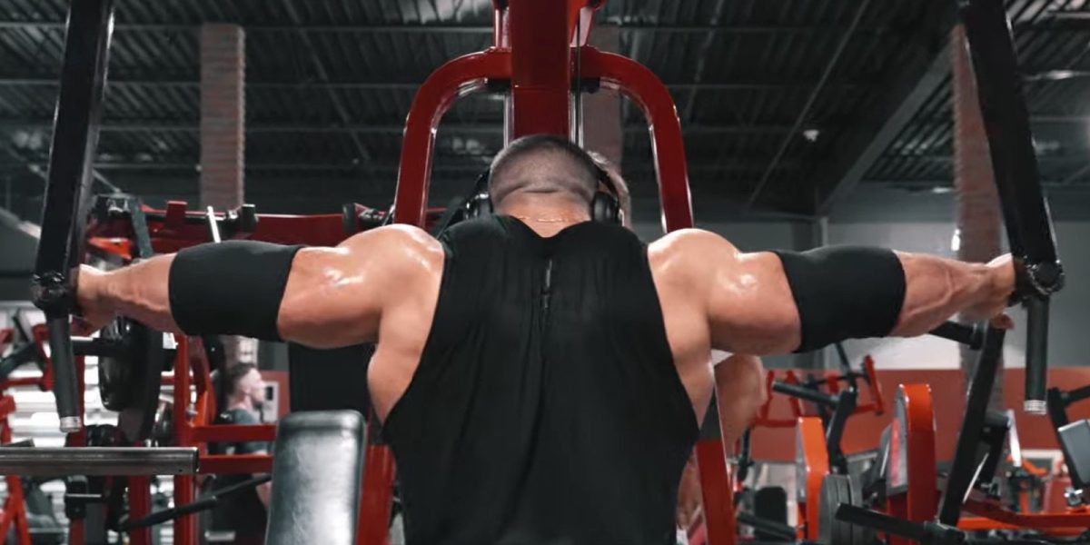 derek-lunsford-builds-rounded-delts-with-shoulder-workout-11-weeks-out-of-2023-mr.-olympia