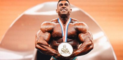 derek-lunsford-becomes-the-first-two-division-champion-at-the-2023-mr.-olympia