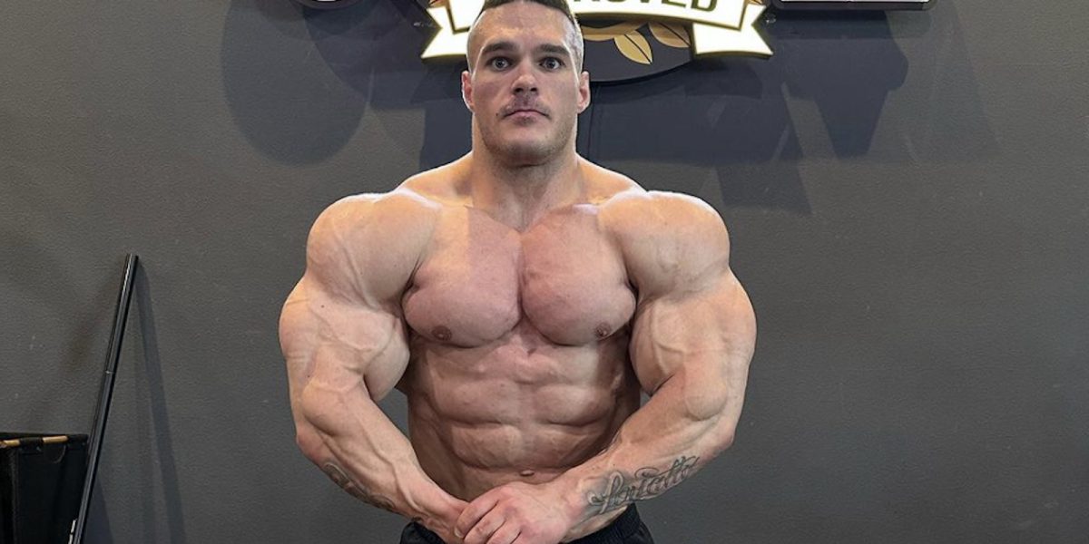 nick-walker-reveals-he-suffered-more-than-just-a-torn-hamstring-before-bowing-out-of-2023-mr.-olympia 